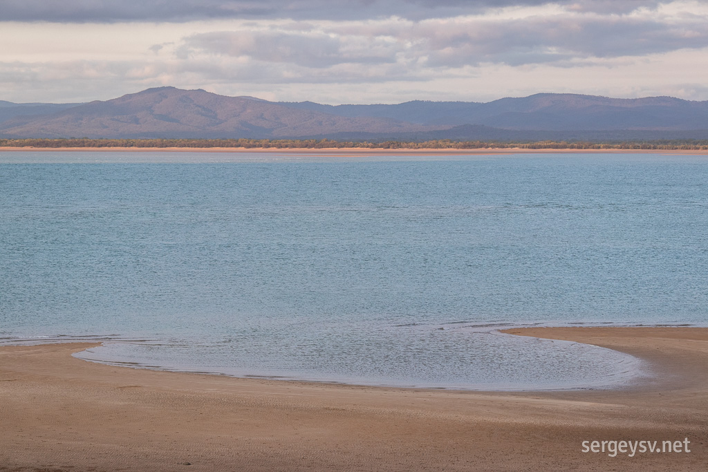 Tide is coming in.