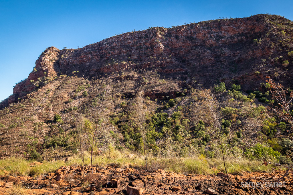 Going further down the gorge.