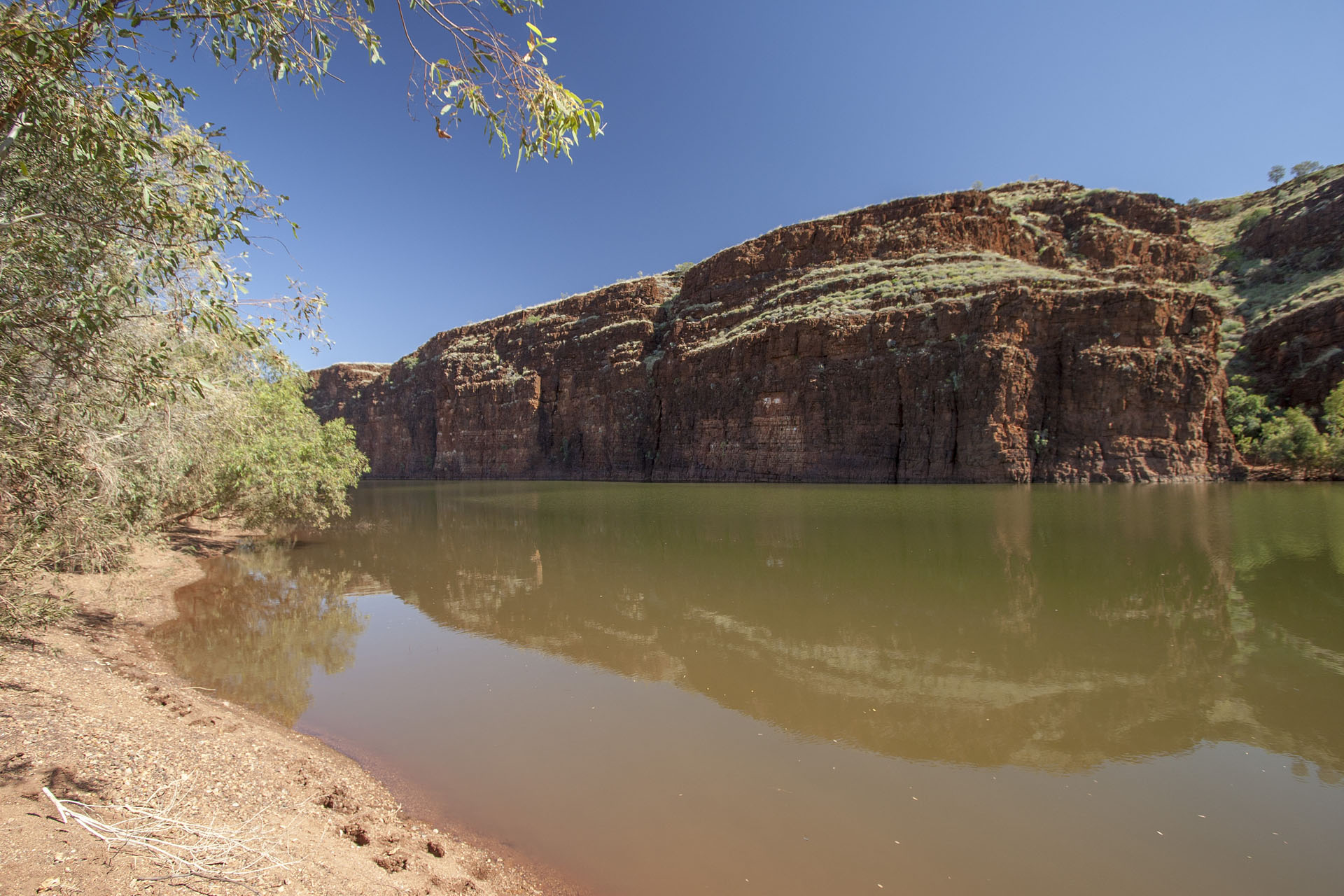 Carawine Gorge.