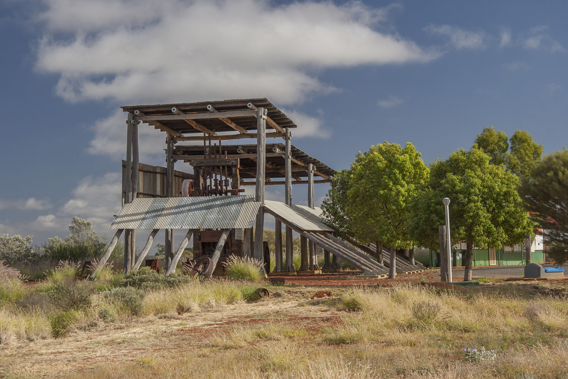 A cool-looking info centre near Leonora.