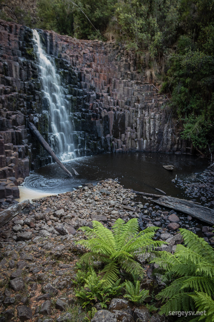 The Dip Falls from below.